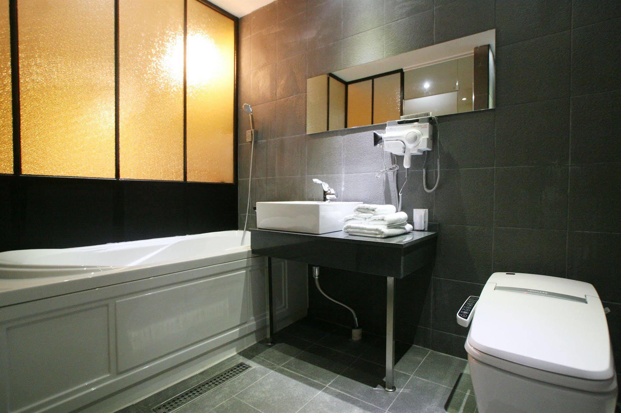 Vvalt Hotel Seoul